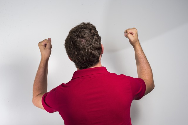 越来越多地 越来越多地